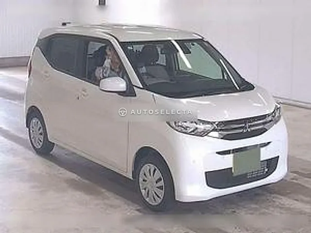 Mitsubishi eK Wagon 2025, auction grade 4.5
