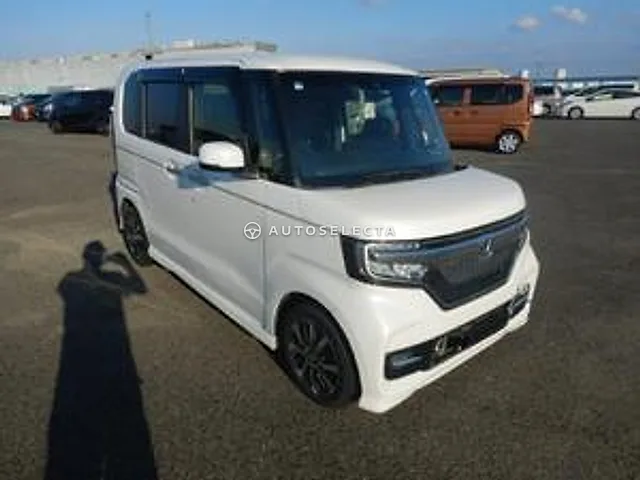 Honda N-BOX Custom 2019