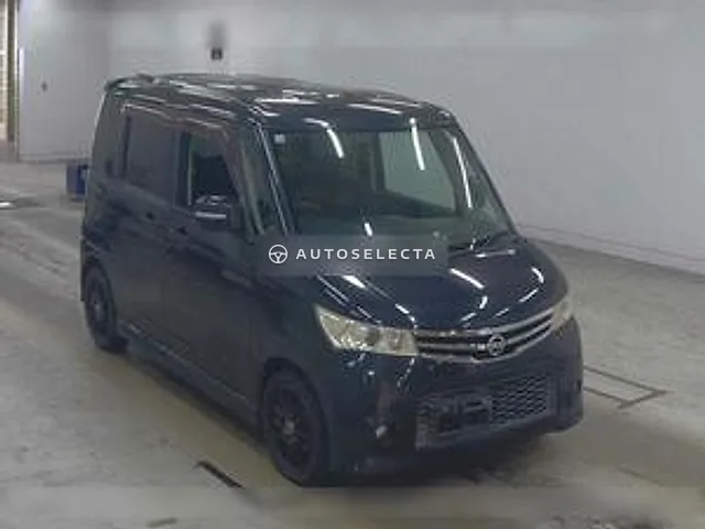 Nissan Roox 2011, auction grade 4