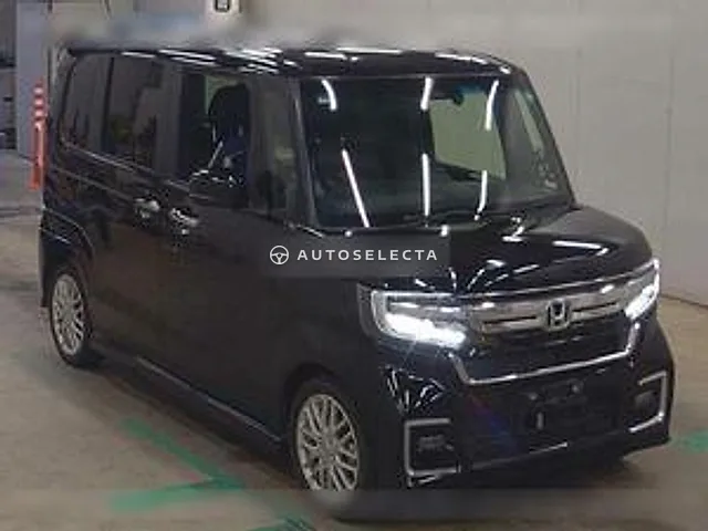 Honda N-BOX Custom 2022, auction grade 4