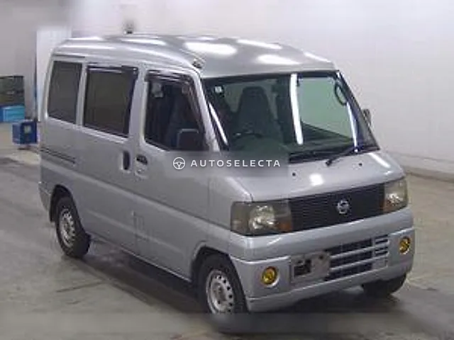 Nissan Clipper Van 2004, auction grade 3.5
