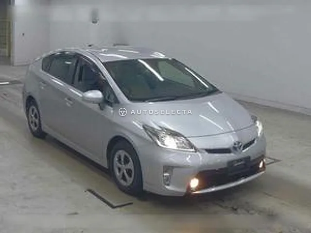 Toyota Prius 2014, auction grade 4