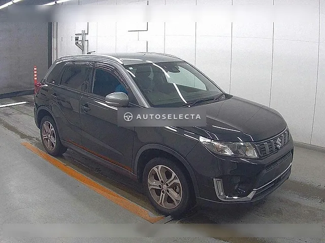 Suzuki Escudo 2021, auction grade 4.5