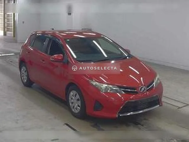 Toyota Auris 2013, auction grade 4