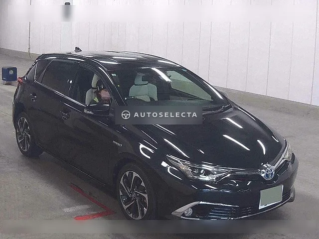 Toyota Auris 2017, auction grade 4.5