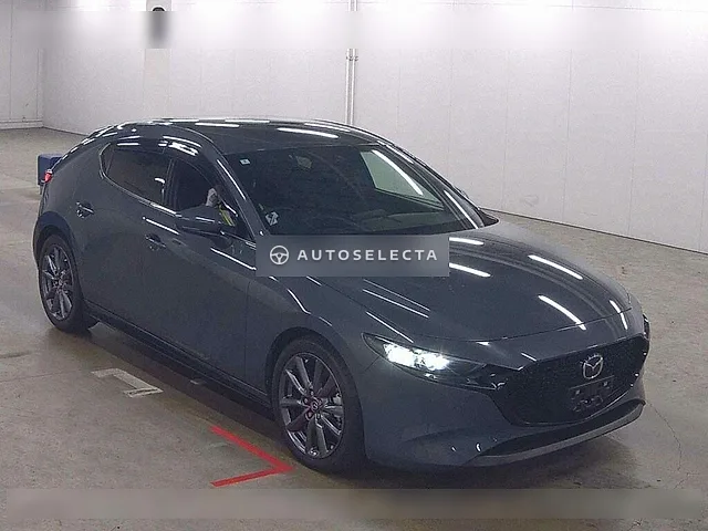 Mazda MAZDA3 Fastback 2022, auction grade 4.5