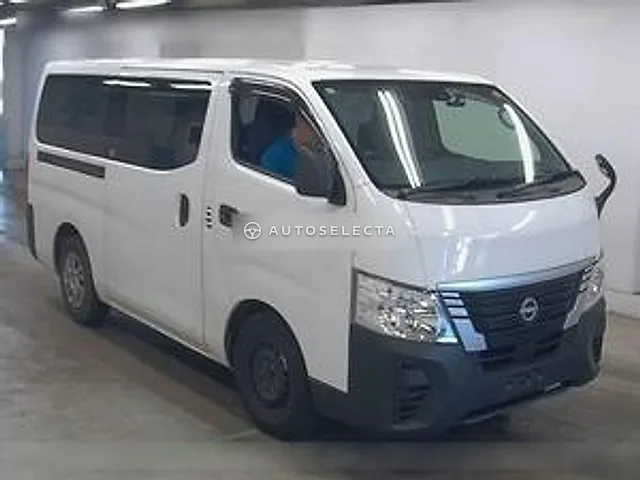 Nissan Caravan Van 2022, auction grade 4