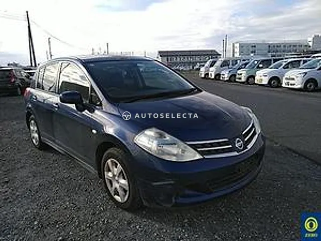 Nissan Tiida 2010, auction grade 3