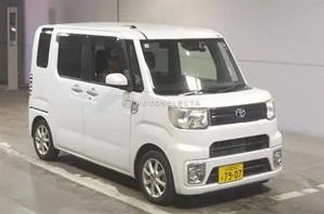 Toyota Pixis Mega 2021, auction grade R