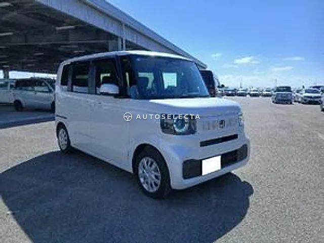 Honda N-BOX 2024, auction grade 5