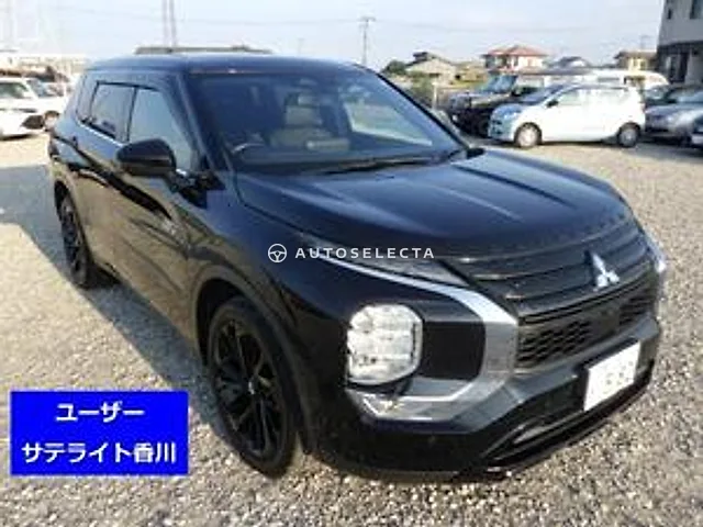 Mitsubishi Outlander PHEV 2023, auction grade 4.5