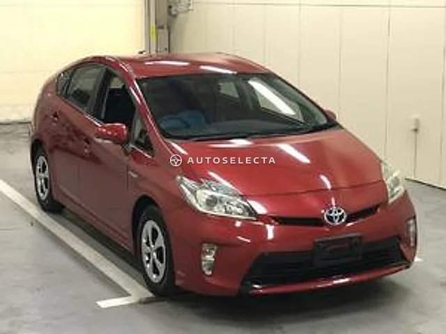 Toyota Prius 2013, auction grade 3.5