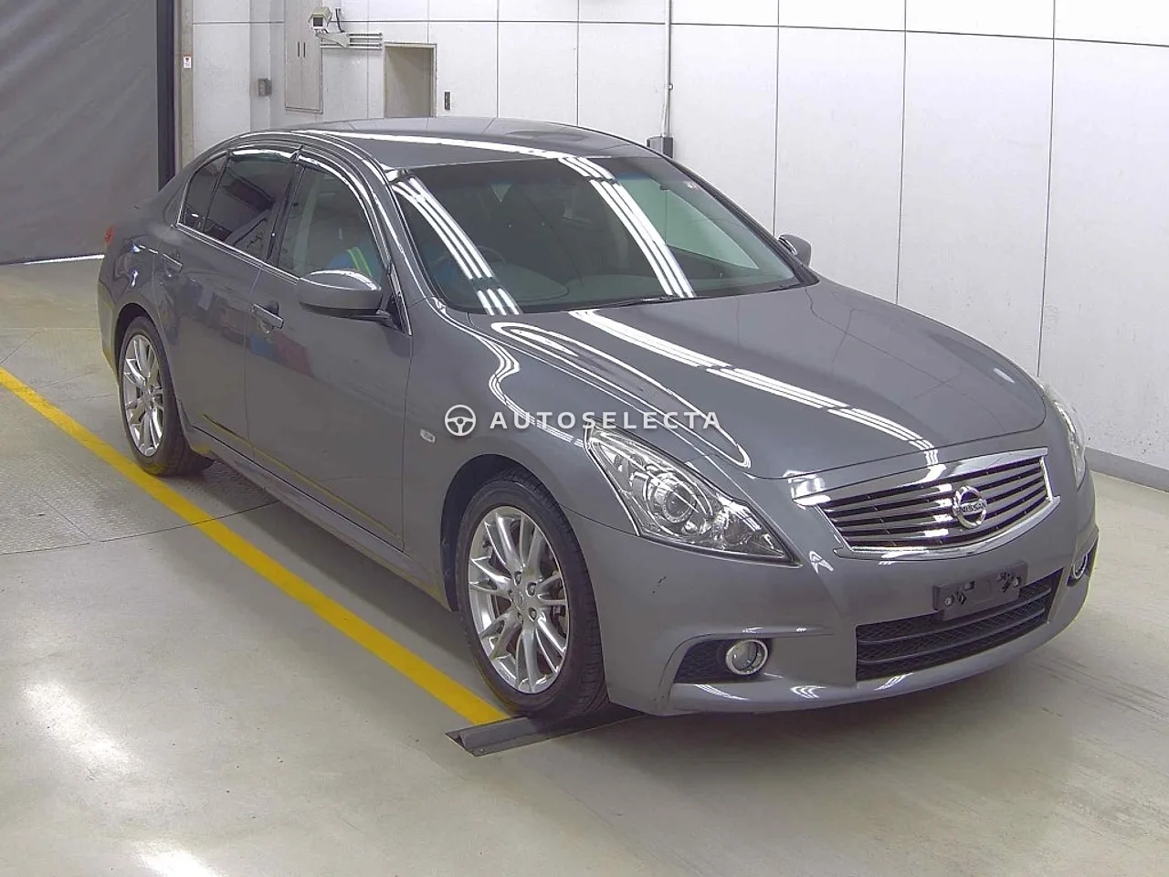 Nissan Skyline Type S 2010, photo 1 of 5