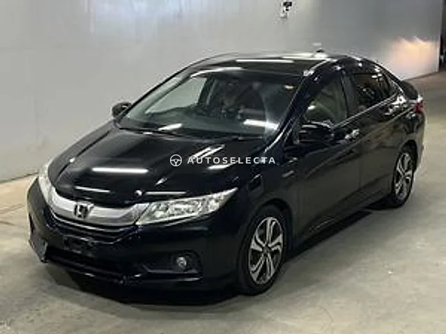 Honda Grace 2016, auction grade 3.5