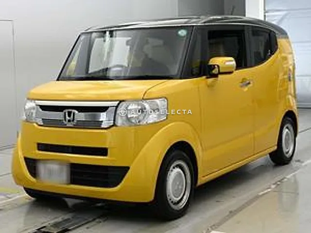 Honda N-BOX Slash 2017, auction grade 4