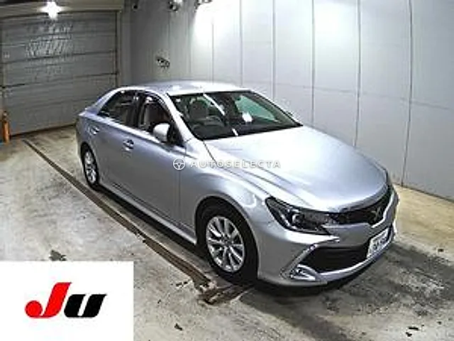 Toyota Mark X 2017, auction grade 4