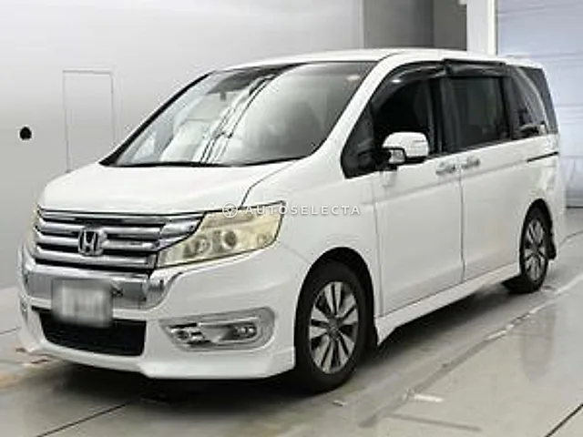 Honda Stepwgn Spada 2012, auction grade 3.5
