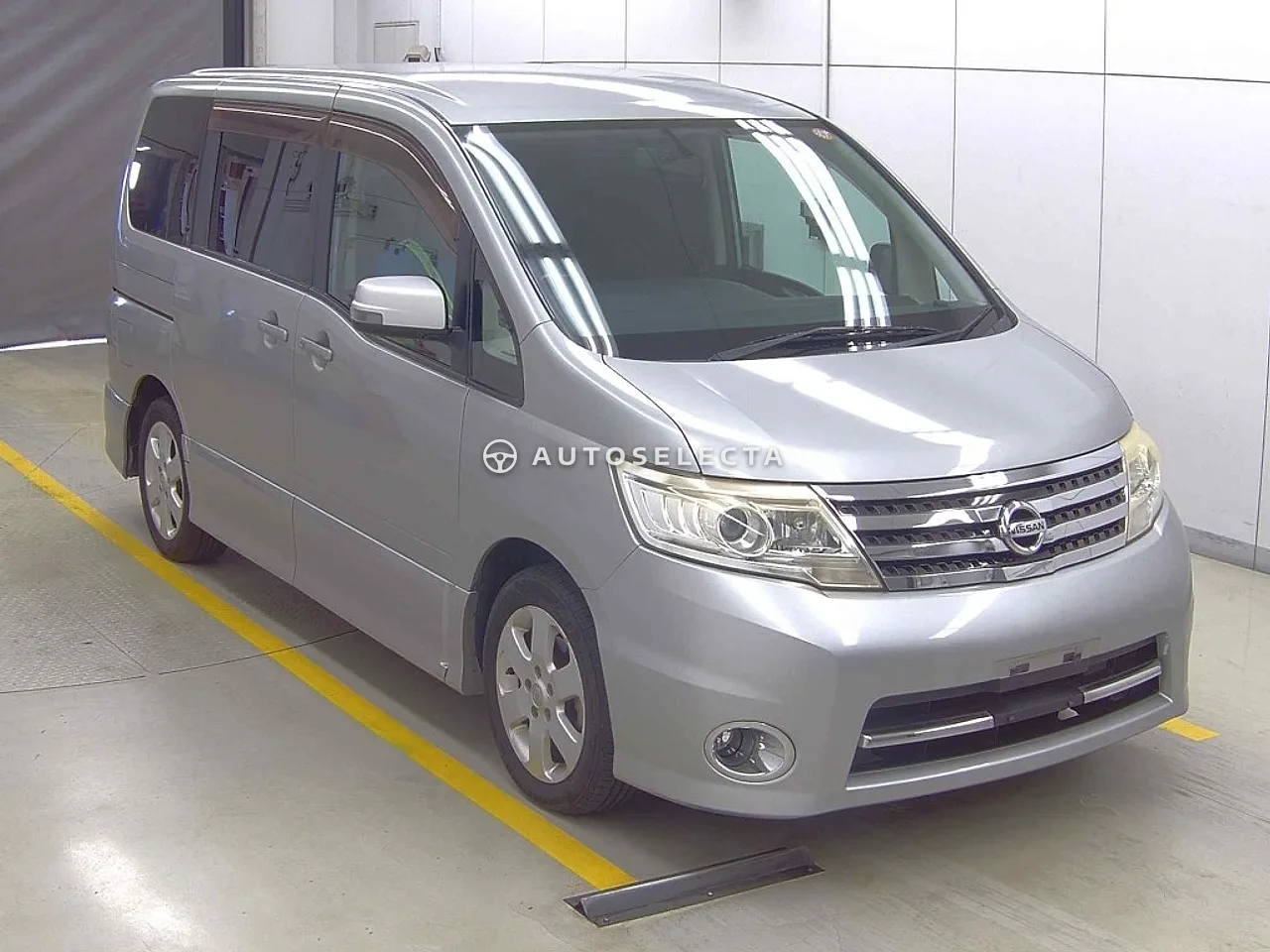 Nissan Serena 2009, photo 1 of 1