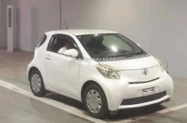 Toyota iQ 2009, auction grade 4