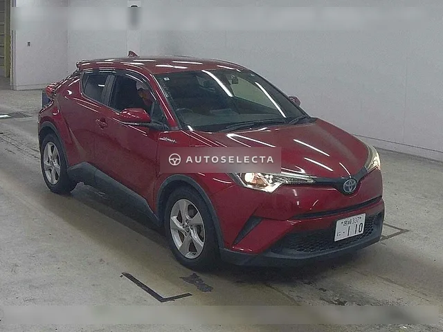 Toyota C-HR 2017, auction grade 3.5