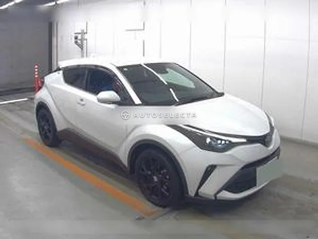 Toyota C-HR 2023, auction grade 4.5