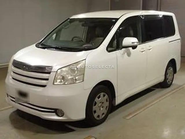 Toyota Noah 2009, auction grade R