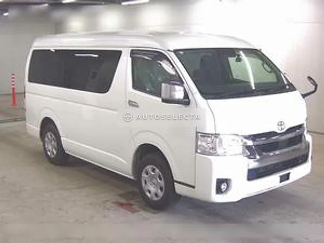 Toyota Hiace Wagon 2021, auction grade 3.5