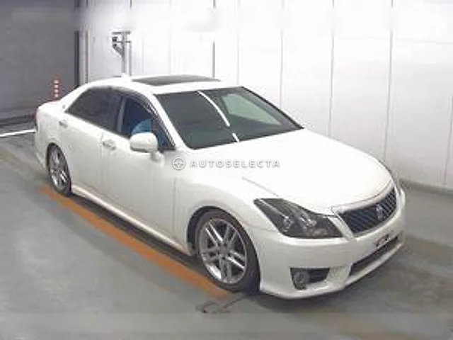 Toyota Crown 2011, auction grade 4