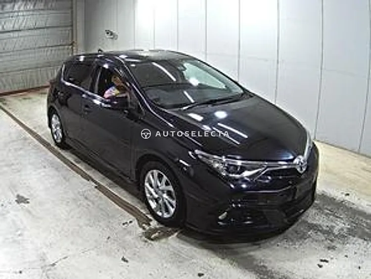 Toyota Auris 2016, photo 1 of 1