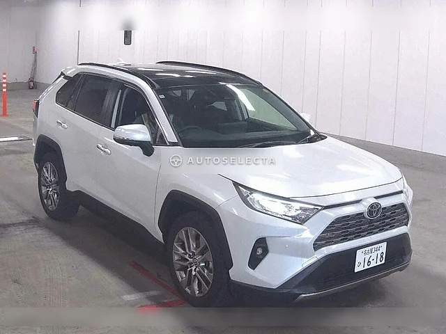 Toyota RAV4 2024, auction grade 4.5