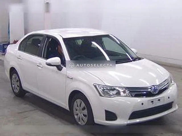 Toyota Corolla Axio 2013
