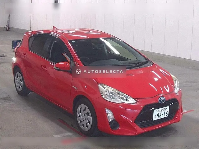 Toyota Aqua 2016, auction grade 3.5