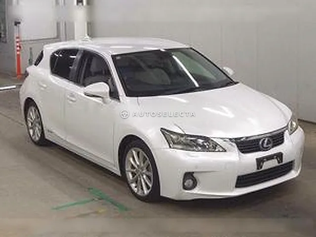 Lexus CT 2012, auction grade 3.5