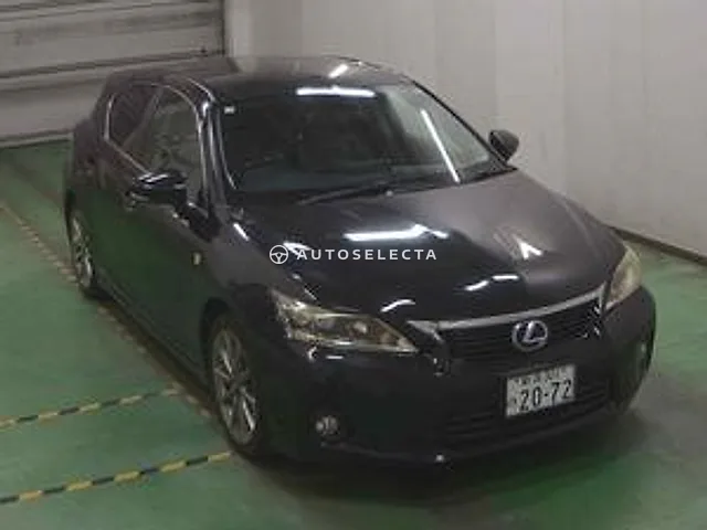 Lexus CT 2013, auction grade 3.5