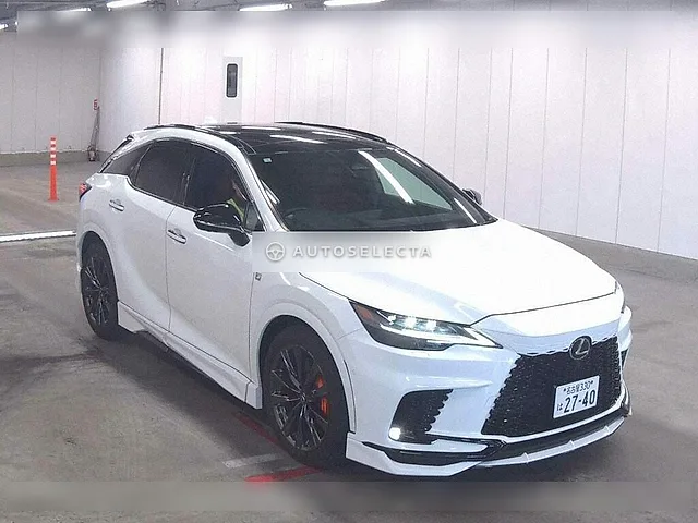 Lexus RX 2024, auction grade 5
