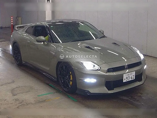 Nissan GT-R Nismo 2023, auction grade 4.5