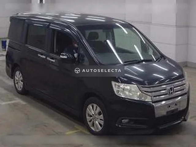 Honda Stepwgn Spada 2011, auction grade 2