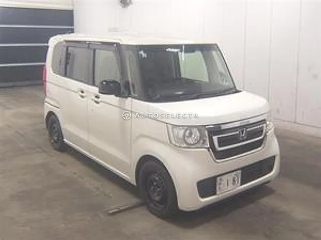 Honda N-BOX 2017, auction grade 3.5