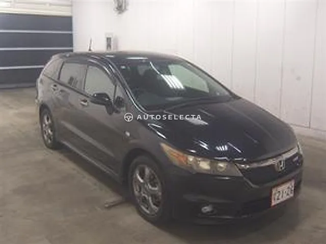 Honda Stream 2006, auction grade 3.5