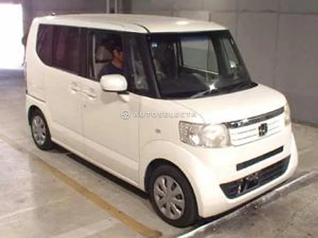 Honda N-BOX+ 2012, auction grade 3.5