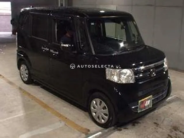 Honda N-BOX 2016, auction grade 3.5