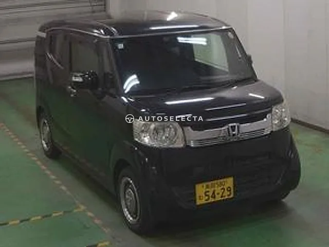 Honda N-BOX Slash 2014, auction grade 3