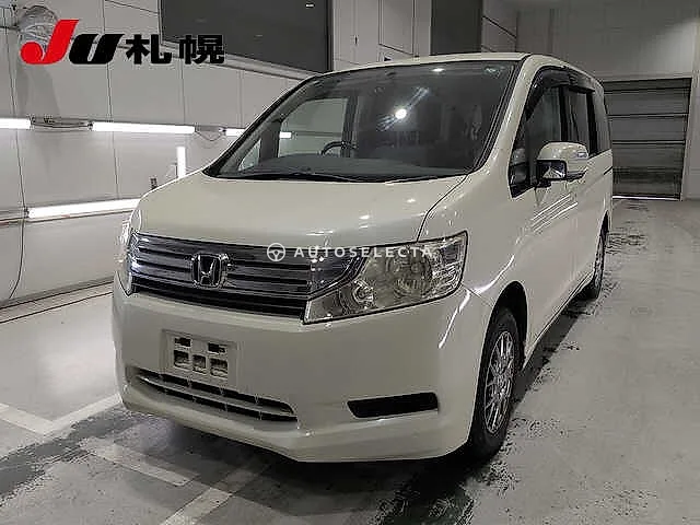 Honda Stepwgn 2011, auction grade R