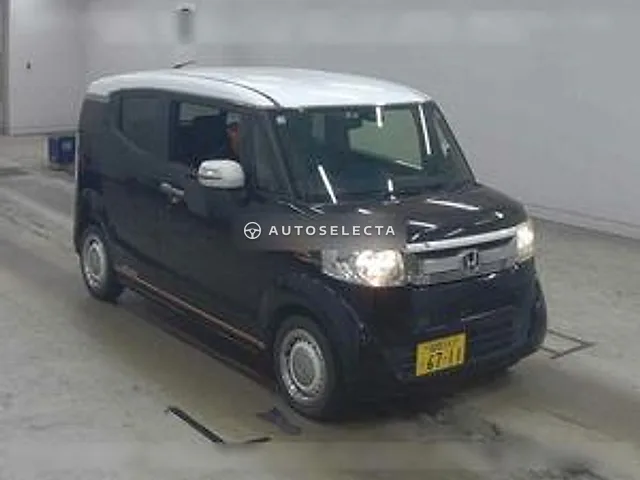 Honda N-BOX Slash 2015, auction grade 3.5