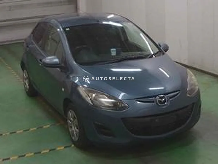 Mazda Demio 2014, photo 1 of 8