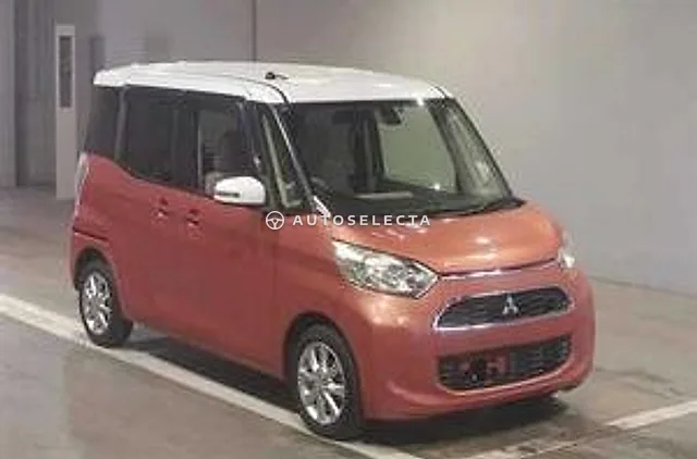 Mitsubishi eK Space 2017, auction grade 4.5