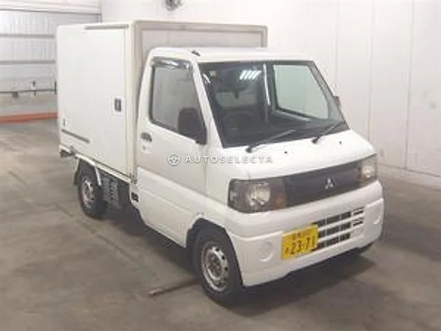 Mitsubishi Minicab 2008, auction grade R