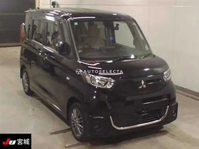 Mitsubishi eK Space 2021, auction grade 4