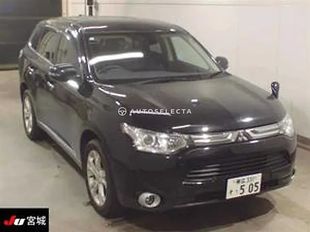 Mitsubishi Outlander 2012, auction grade 4