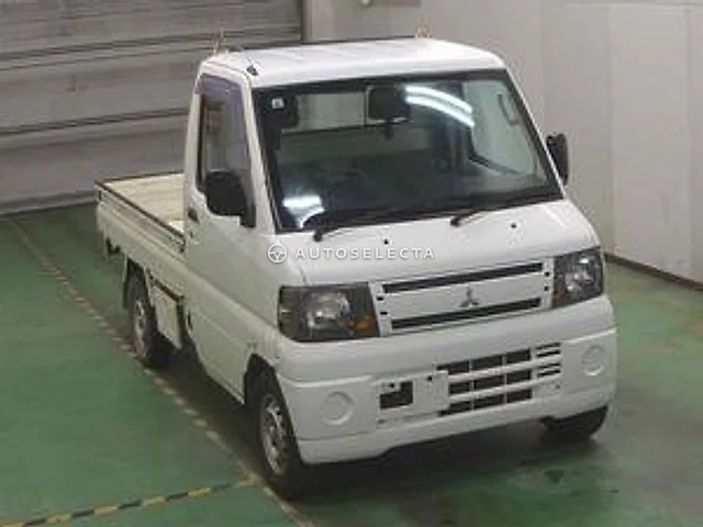 Mitsubishi Minicab Truck 2010, auction grade R